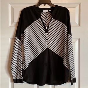 Black & White New York & Co Blouse